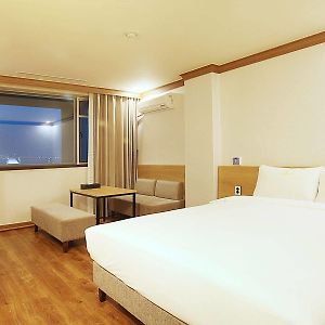 Dawn Beach Hotel Busan